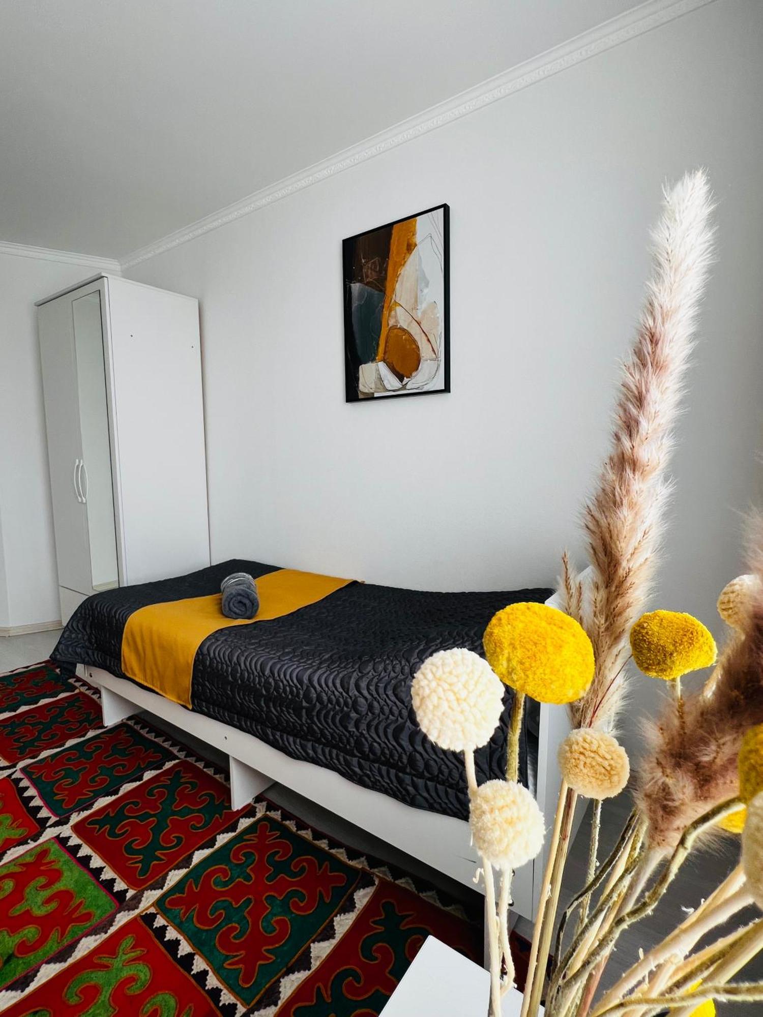 Guesthouse Greathome Karakol Exterior foto